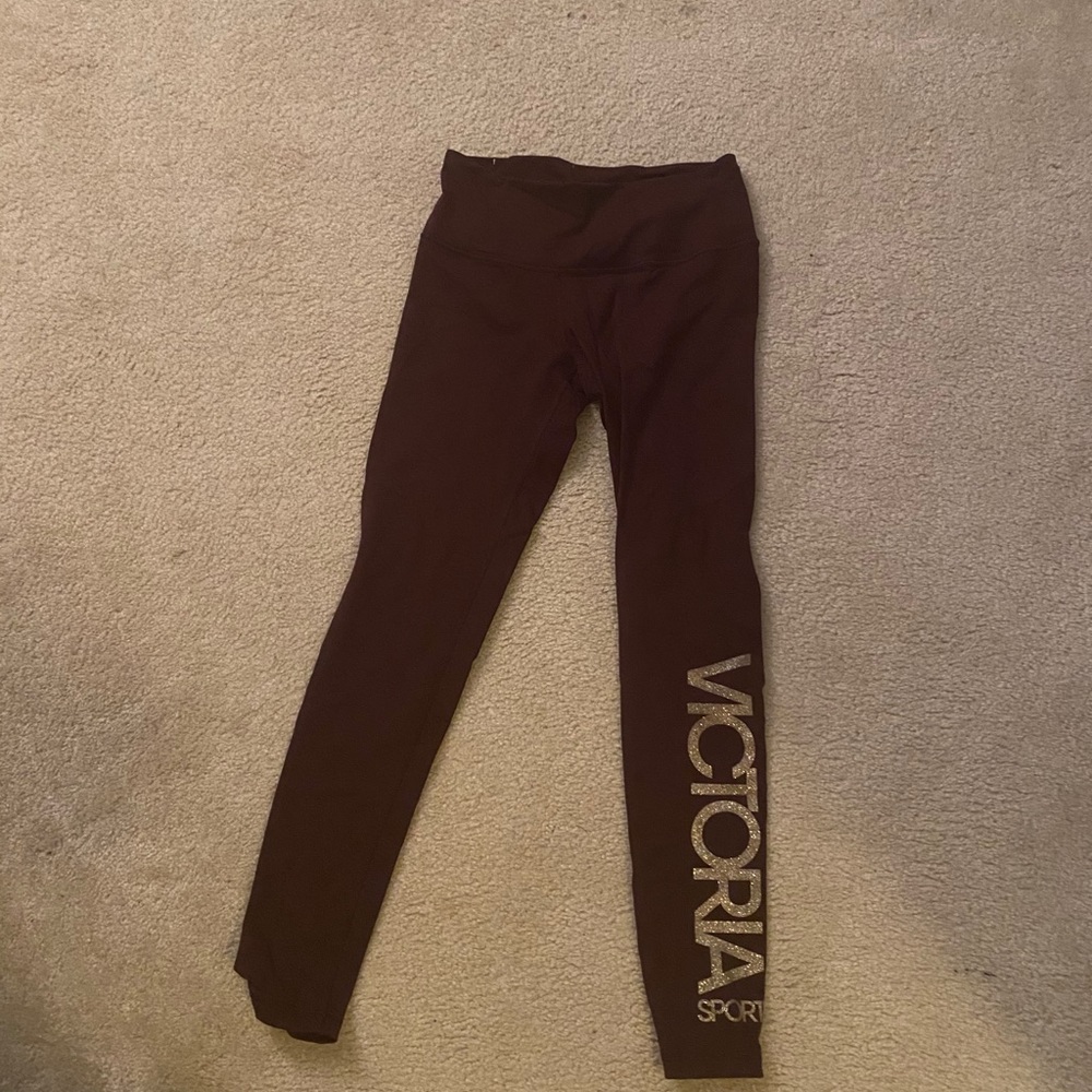 Maroon Victoria’s Secret leggings